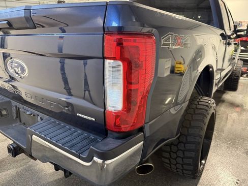 Used 2017 Ford F250 XLT w/ Snow Plow Prep Package AWD/4WD image 6