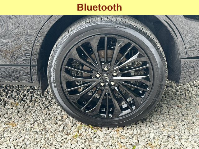 Used 2023 Lincoln Corsair Reserve w/ Equipment Group 201A AWD/4WD image 9