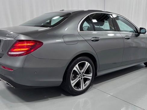 Used 2019 Mercedes-Benz E 300 4MATIC image 6