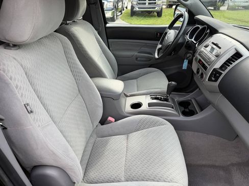 Used 2011 Toyota Tacoma 4x4 Access Cab w/ SR5 Pkg #2 image 13