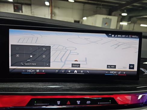 New 2025 BMW 760i xDrive image 24