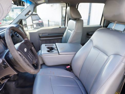 Used 2011 Ford F350 XL image 20