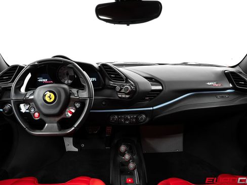Used 2020 Ferrari 488 Pista Coupe RWD image 34