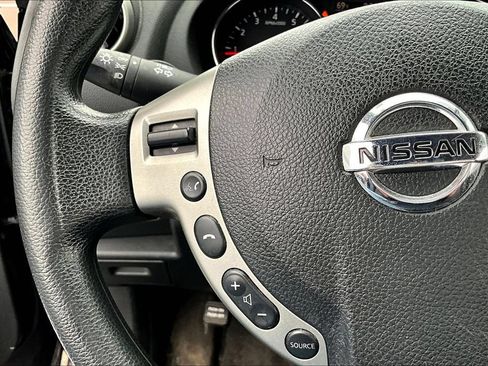 Used 2011 Nissan Rogue SV AWD/4WD image 9