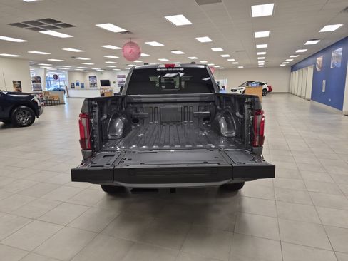 New 2025 Ford F150 Platinum image 8