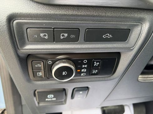 Used 2023 Ford F150 Lariat w/ Equipment Group 502A High AWD/4WD image 22