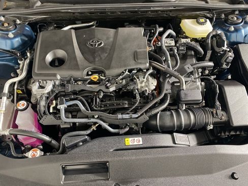 Used 2025 Toyota Camry XSE image 11