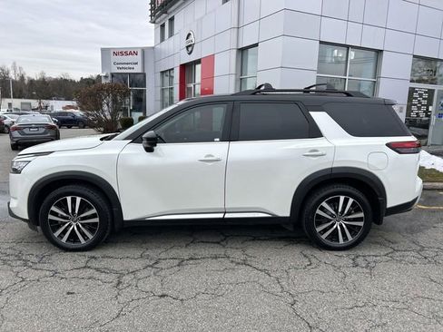 Certified 2023 Nissan Pathfinder Platinum AWD/4WD image 5