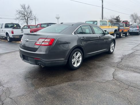 Used 2015 Ford Taurus SEL w/ Equipment Group 201A image 4