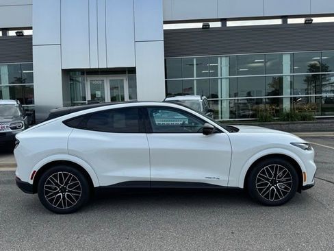 New 2025 Ford Mustang Mach-E Premium image 32