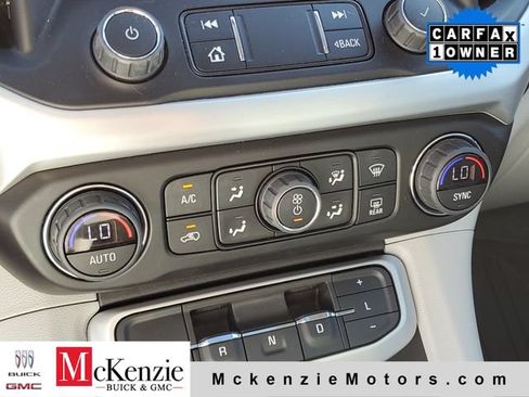 Used 2023 GMC Acadia SLT w/ Technology Package AWD/4WD image 22