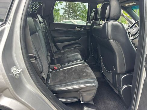 Used 2015 Jeep Grand Cherokee Altitude AWD/4WD image 17