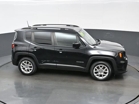 Used 2019 Jeep Renegade Latitude image 35