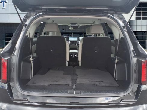 Used 2022 Kia Sorento S AWD/4WD image 6