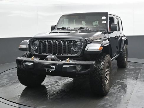 Used 2024 Jeep Wrangler Unlimited Rubicon 392 w/ Dual Top Group AWD/4WD image 8