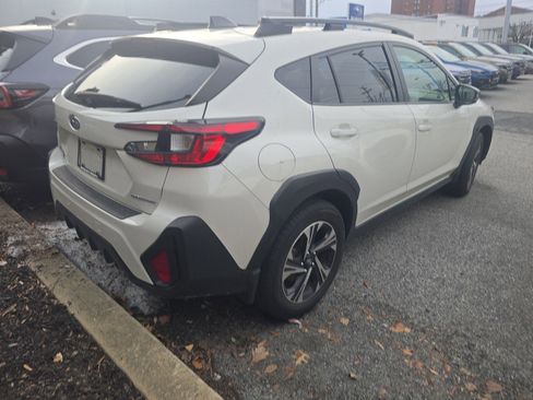Used 2024 Subaru Crosstrek 2.0i Premium w/ Popular Package #4 image 6