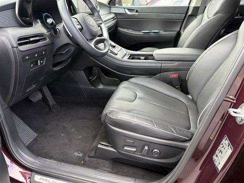 Used 2024 Hyundai Palisade Limited image 9