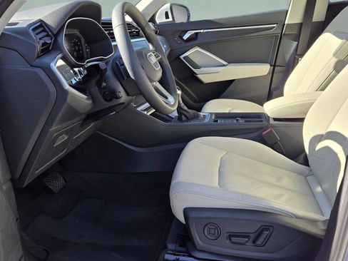 Used 2025 Audi Q3 2.0T Premium Plus w/ Premium Plus Package image 14