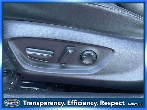 Used 2021 Toyota Camry XSE image 19