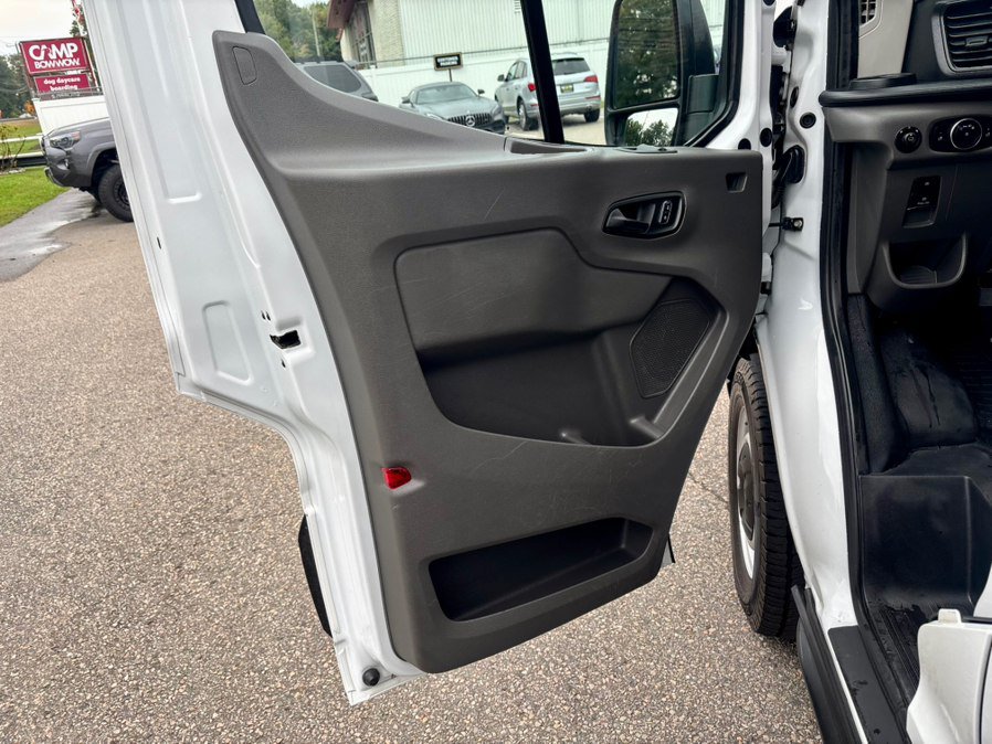 Used 2022 Ford Transit 250 Medium Roof w/ Load Area Protection Package RWD image 9