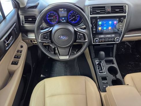 Used 2019 Subaru Outback 2.5i Limited AWD/4WD image 14