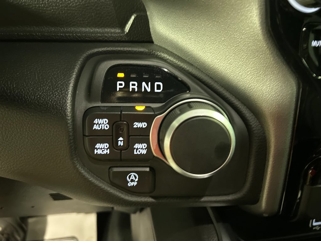 Used 2025 RAM 1500 Big Horn AWD/4WD image 19