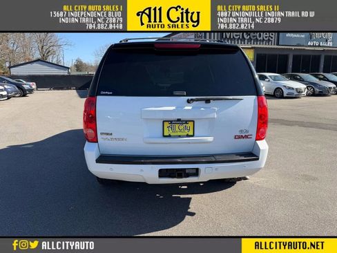 Used 2011 GMC Yukon SLT w/ SLT-2 Equipment Package image 6