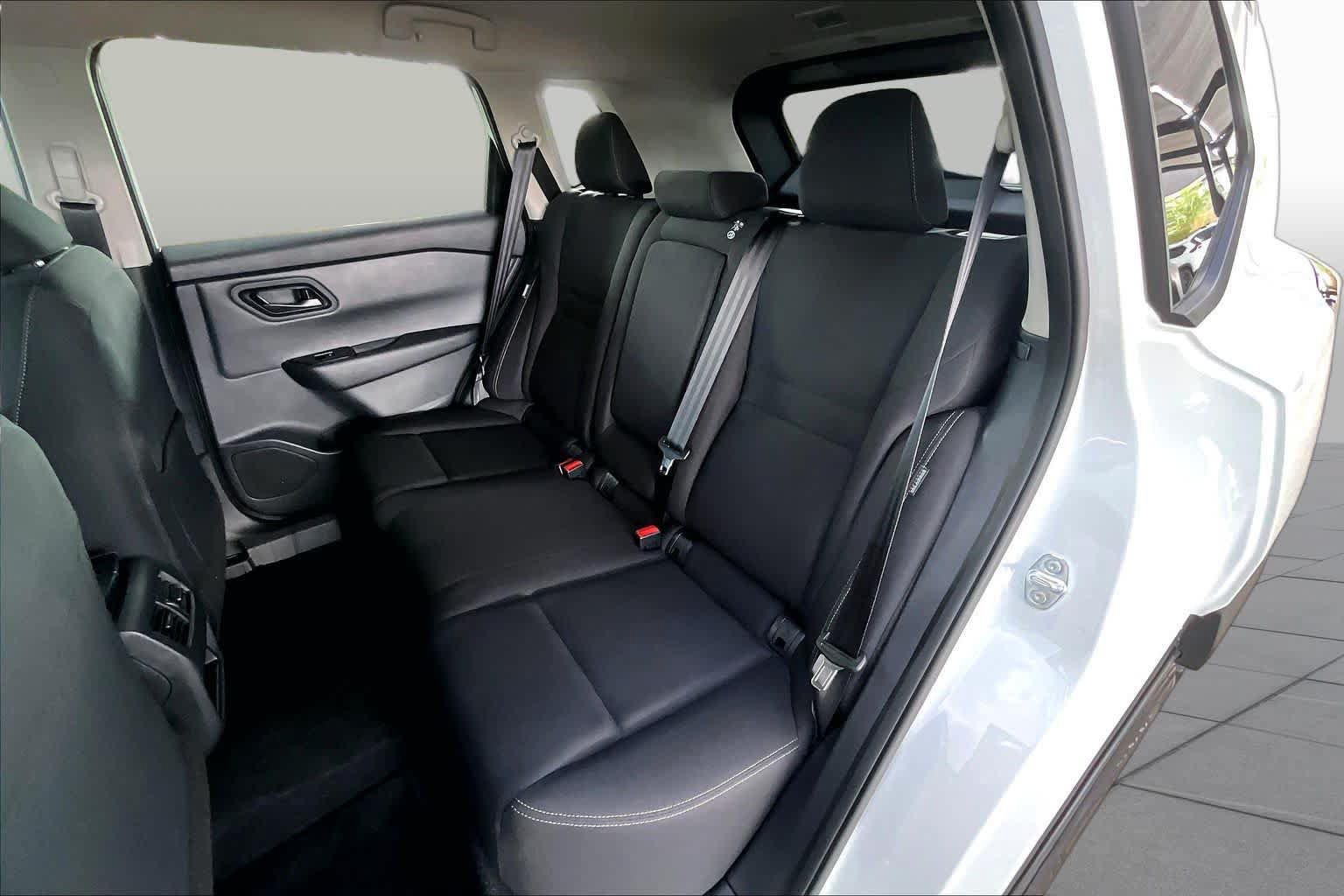 Certified 2026 Nissan Rogue S AWD/4WD image 37