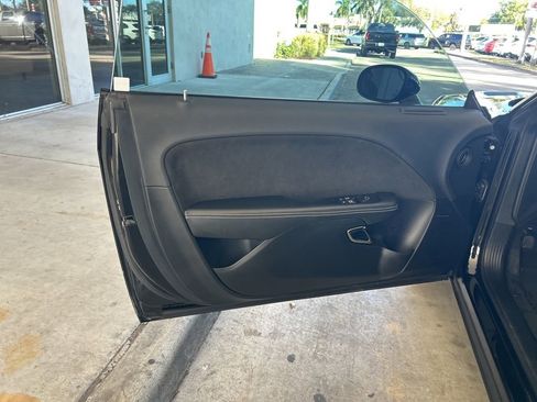 Used 2015 Dodge Challenger SRT Hellcat image 34