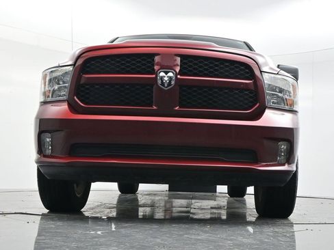 Used 2018 RAM 1500 Express w/ Express Value Package image 48