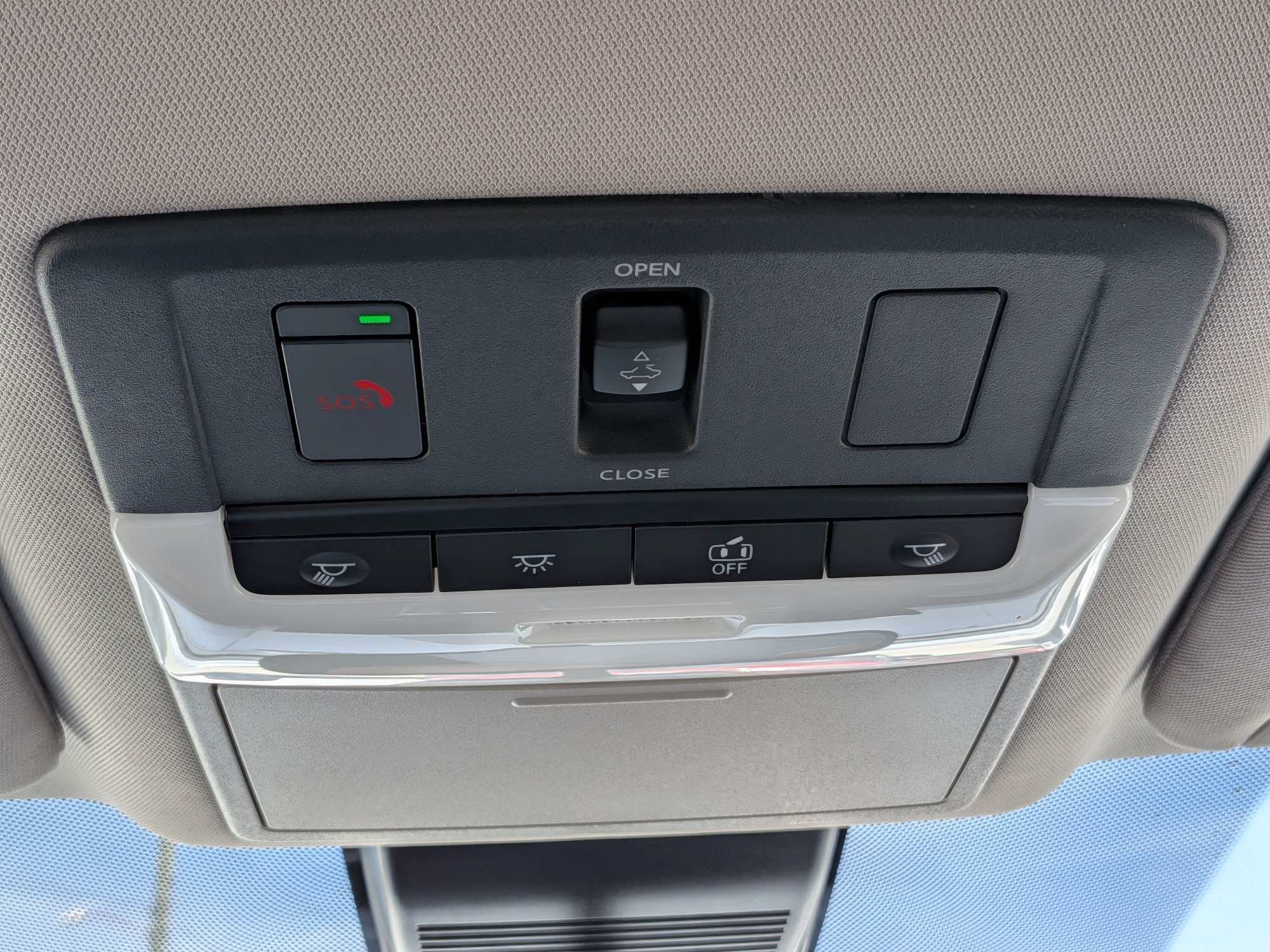 Used 2024 Nissan Altima 2.5 SR w/ SR Premium Package FWD image 30