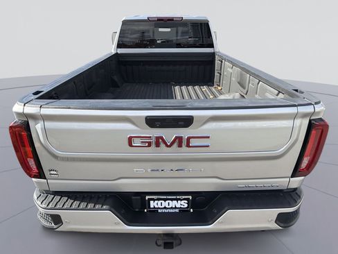 Used 2023 GMC Sierra 3500 Denali image 25