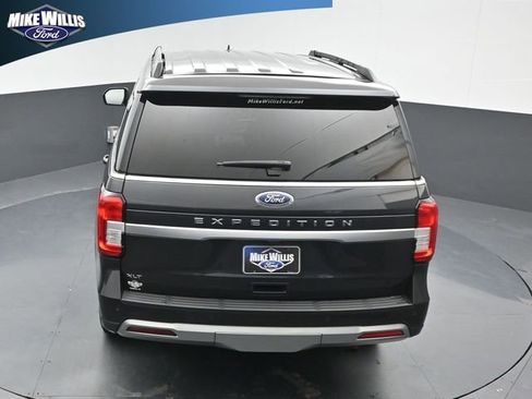 Used 2024 Ford Expedition XLT RWD image 14