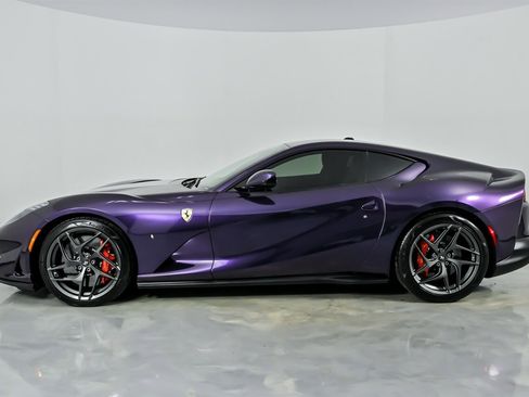 Used 2019 Ferrari 812 Superfast image 8