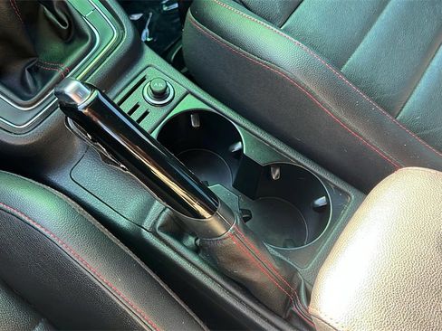 Used 2017 Volkswagen GTI Autobahn image 10