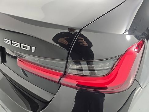 Certified 2024 BMW 330i xDrive Sedan w/ Premium Package image 9