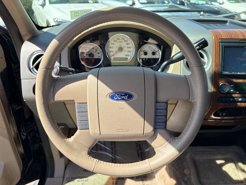 Used 2005 Ford F150 XLT AWD/4WD image 17