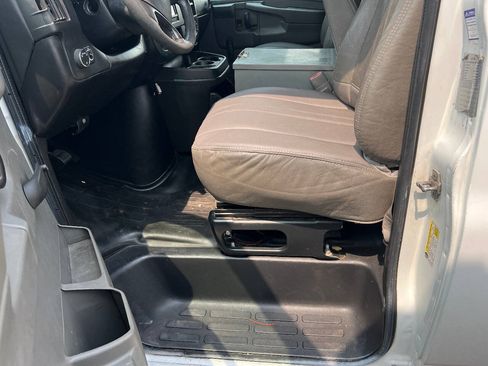 Used 2012 Chevrolet Express 2500 w/ Cold Climate Package RWD image 21