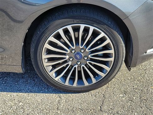 Used 2018 Ford Fusion Energi Titanium image 7