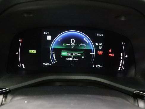 Certified 2025 Toyota Camry SE image 39