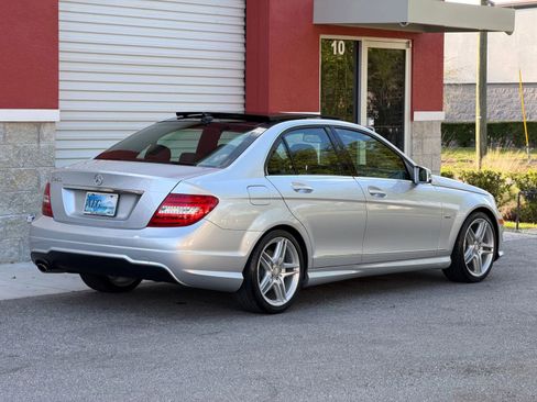 Used 2012 Mercedes-Benz C 250 Sedan image 6