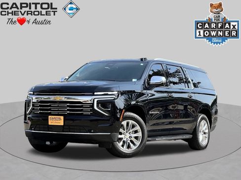 Used 2025 Chevrolet Suburban Premier w/ Sun And Tow Package AWD/4WD image 1