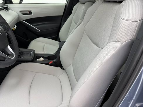 New 2026 Toyota Corolla Cross LE w/ Moonroof Package image 26