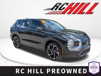Used 2022 Mitsubishi Outlander ES image 1