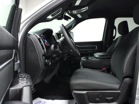 Used 2026 RAM 2500 Big Horn AWD/4WD image 12