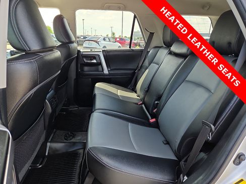Used 2022 Toyota 4Runner SR5 Premium AWD/4WD image 10