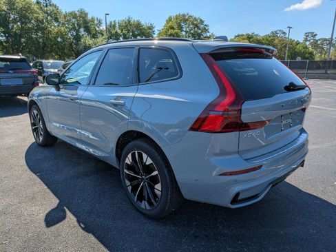 New 2026 Volvo XC60 B5 Plus w/ Protection Package Premier image 6