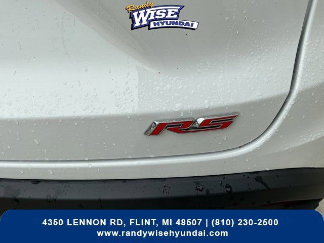 Used 2024 Chevrolet Trax RS FWD image 34