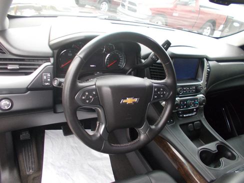 Used 2015 Chevrolet Tahoe LT image 6