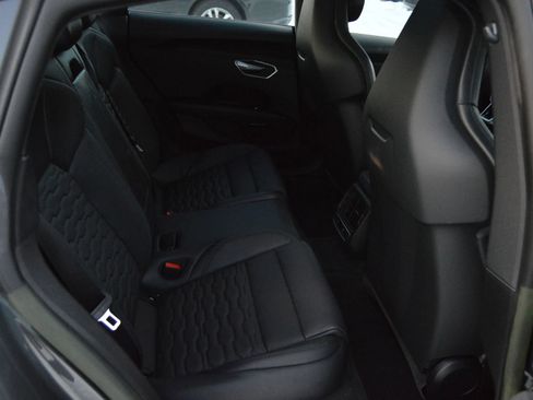 Used 2023 Audi e-tron GT Premium Plus image 31